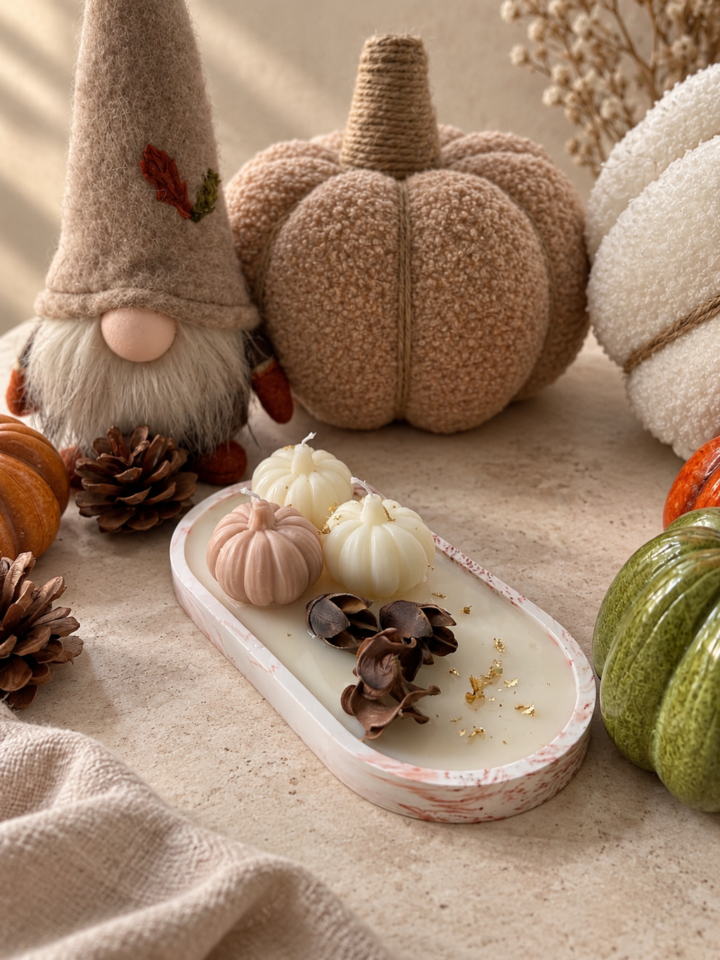 Centro de mesa de calabazas de cera Pumpkin Bourbon